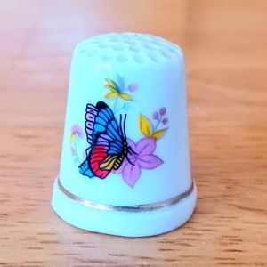 3 Butterfly Themed Thimbles Ceramic Porcelain 1" Sewing Collectable Curi…